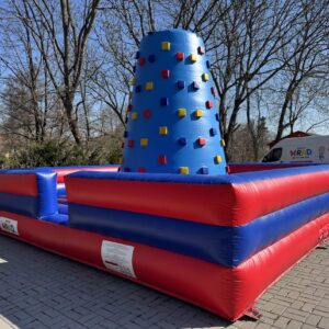 Nafukovaci Horolezecka Stena 1